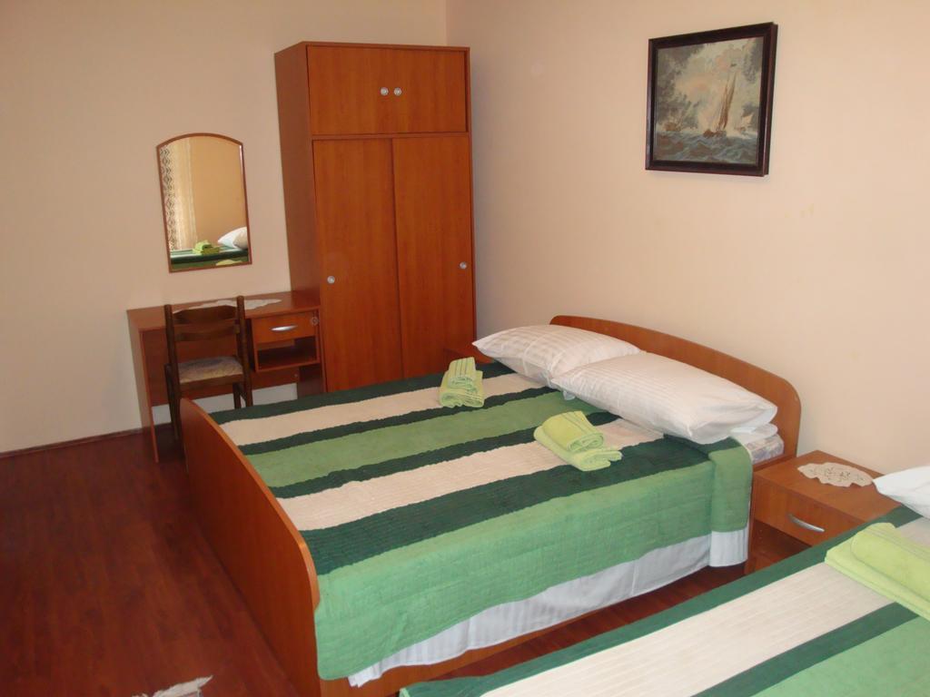 Apartments Vukelic Starigrad Exterior photo